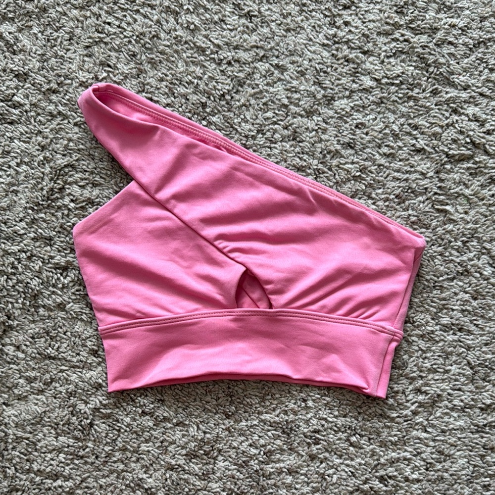 One-Shoulder dance top